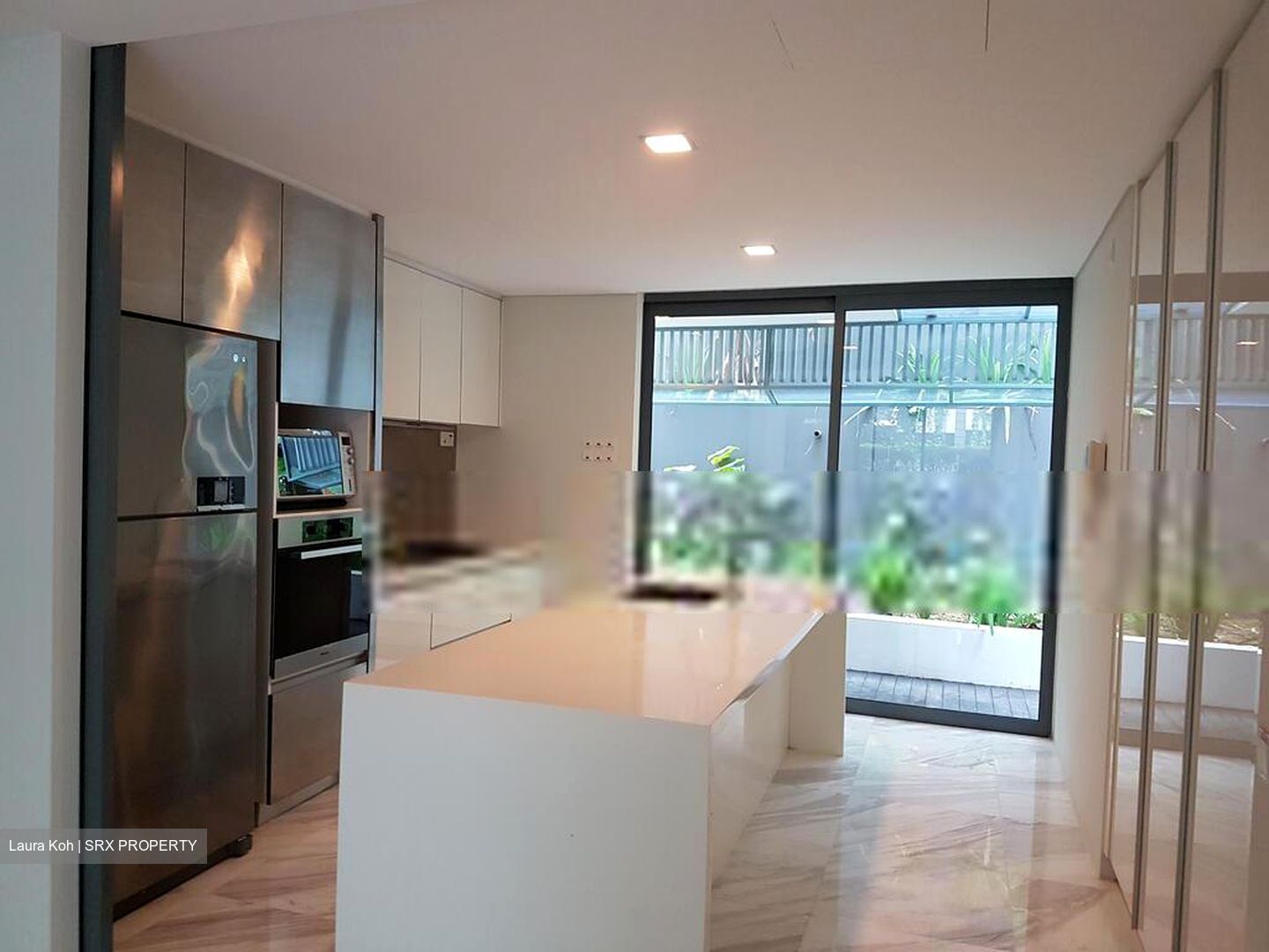 Illoura (D10), Terrace #411474481